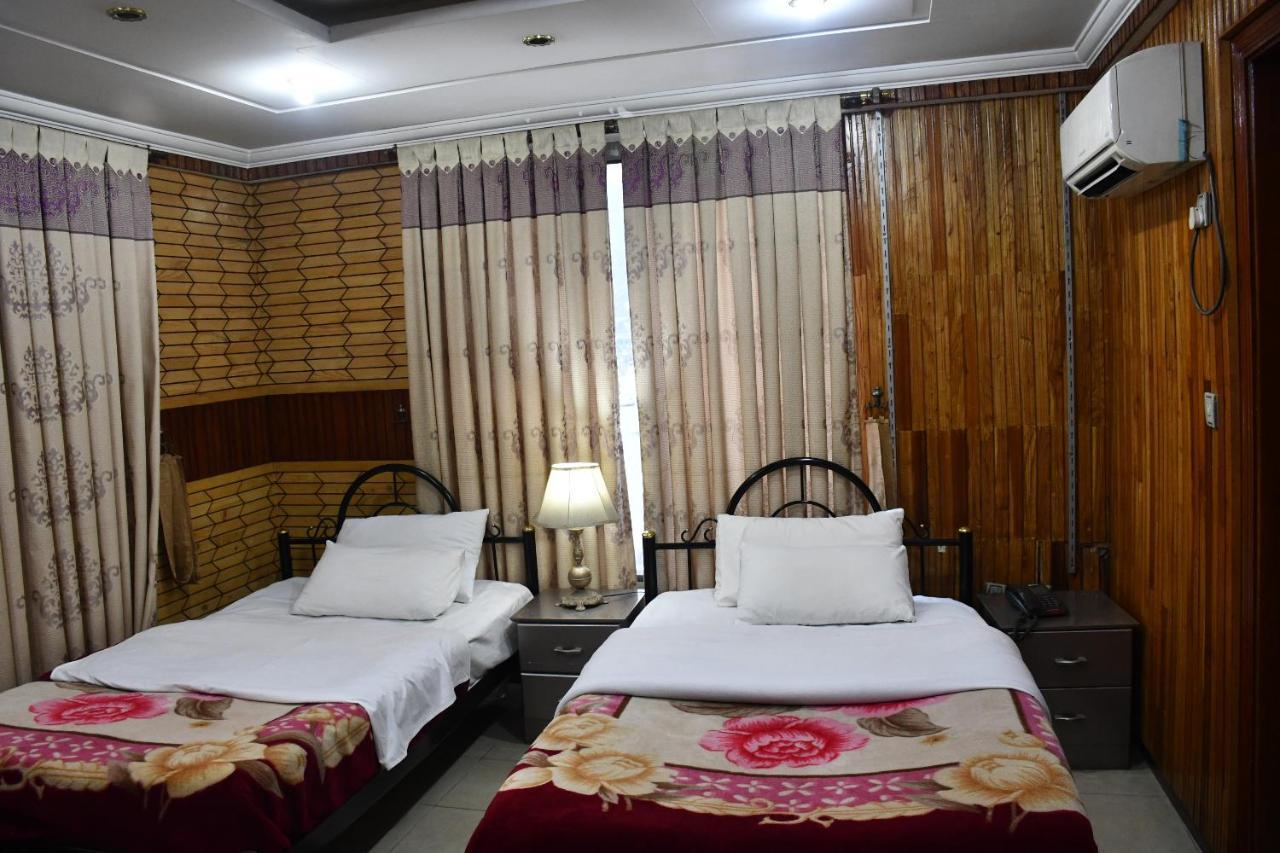 Mir Continental Hotel Muzaffarabad Exterior photo